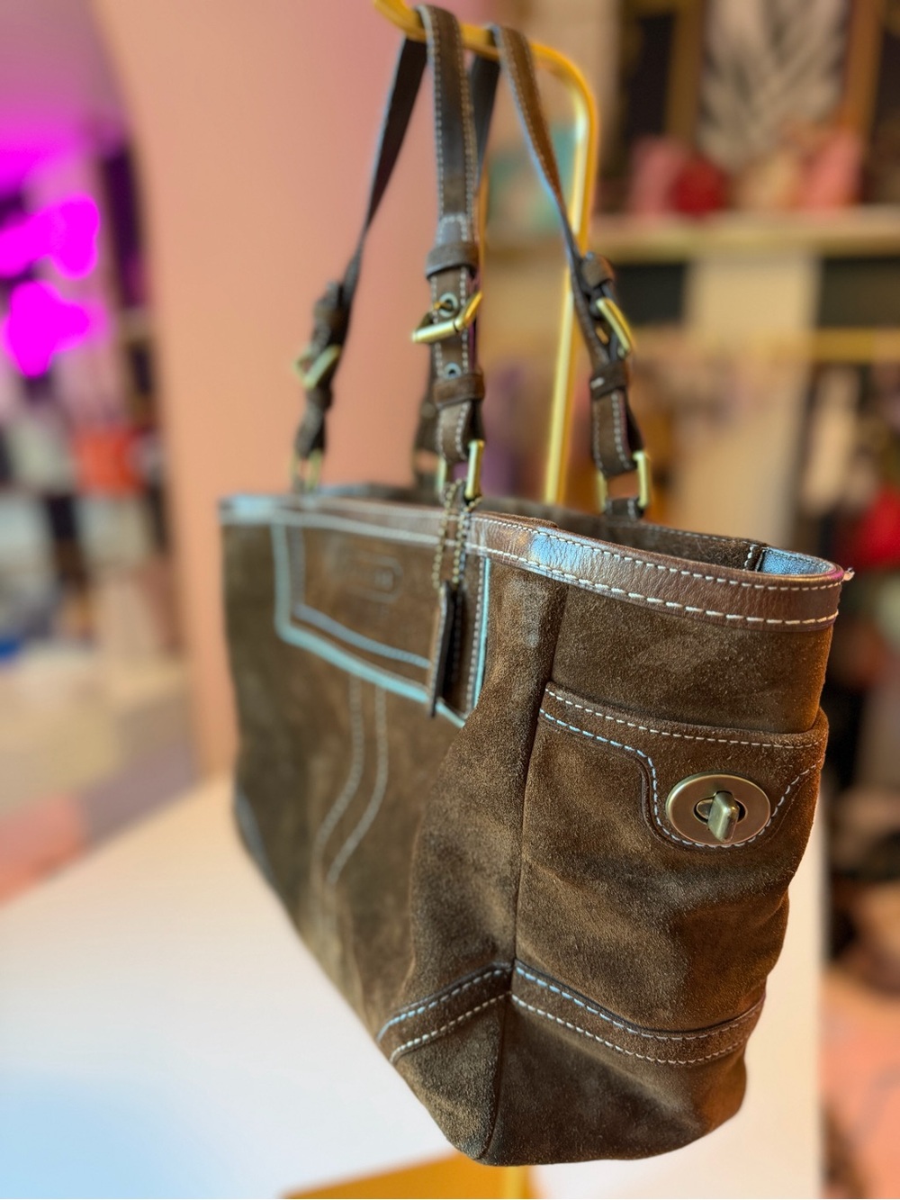 🤎 Vintage Coach Brown Suede Turnlock Tote Shoulder Bag Aqua Blue Lining Leather - Picture 10 of 17